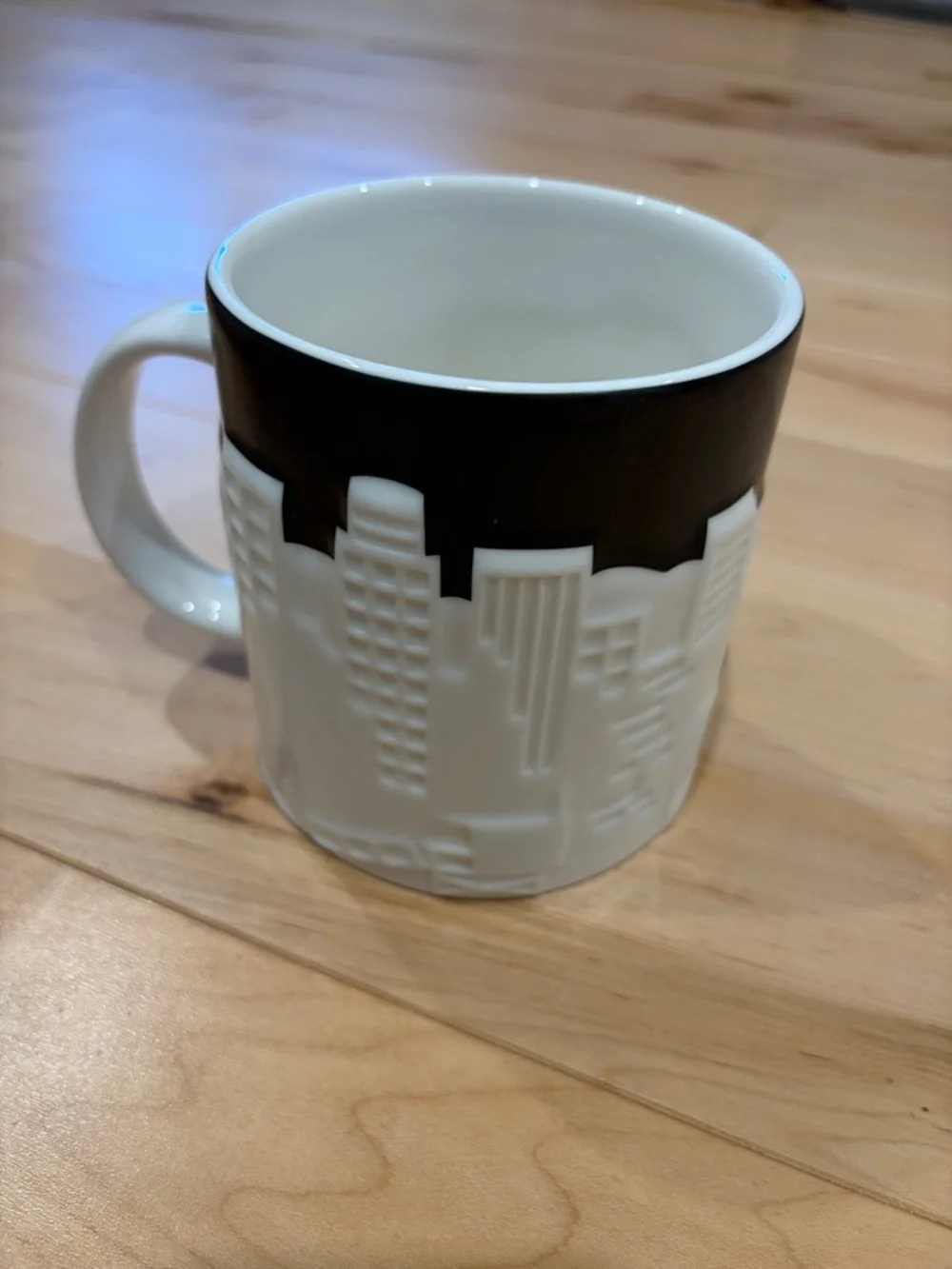 Starbucks Los Angeles Ceramic Mug - Black and White with Red Accent - Picture 2 of 5